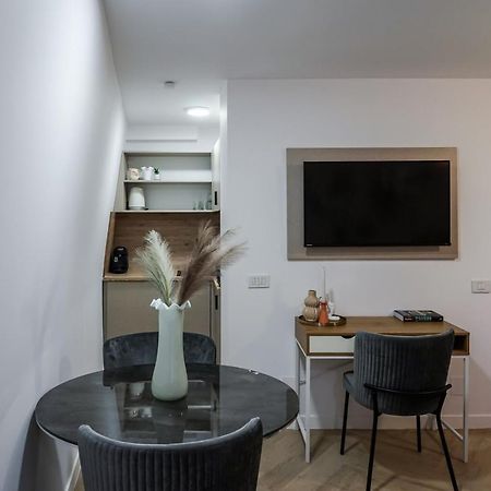 The Urban Oasis Apartamento Bucareste Exterior foto