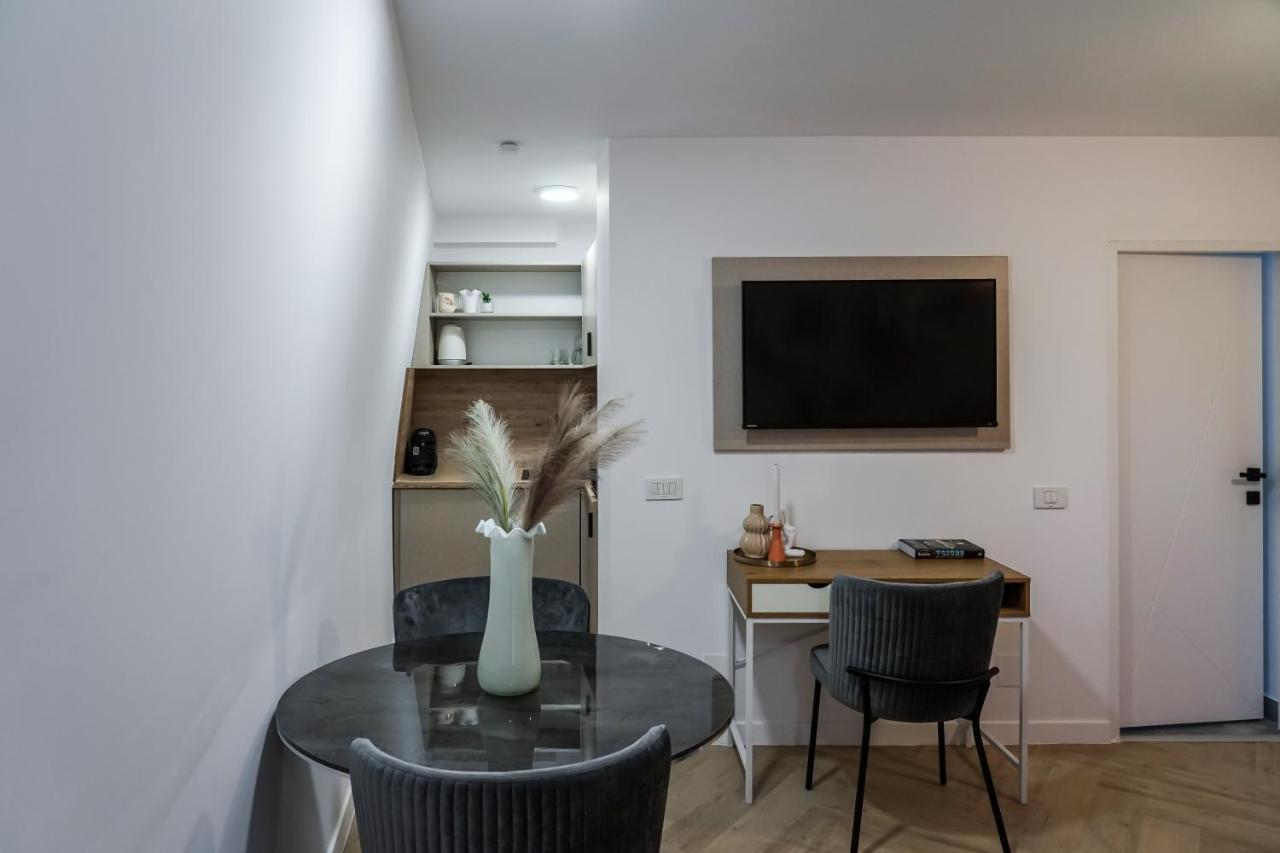 The Urban Oasis Apartamento Bucareste Exterior foto
