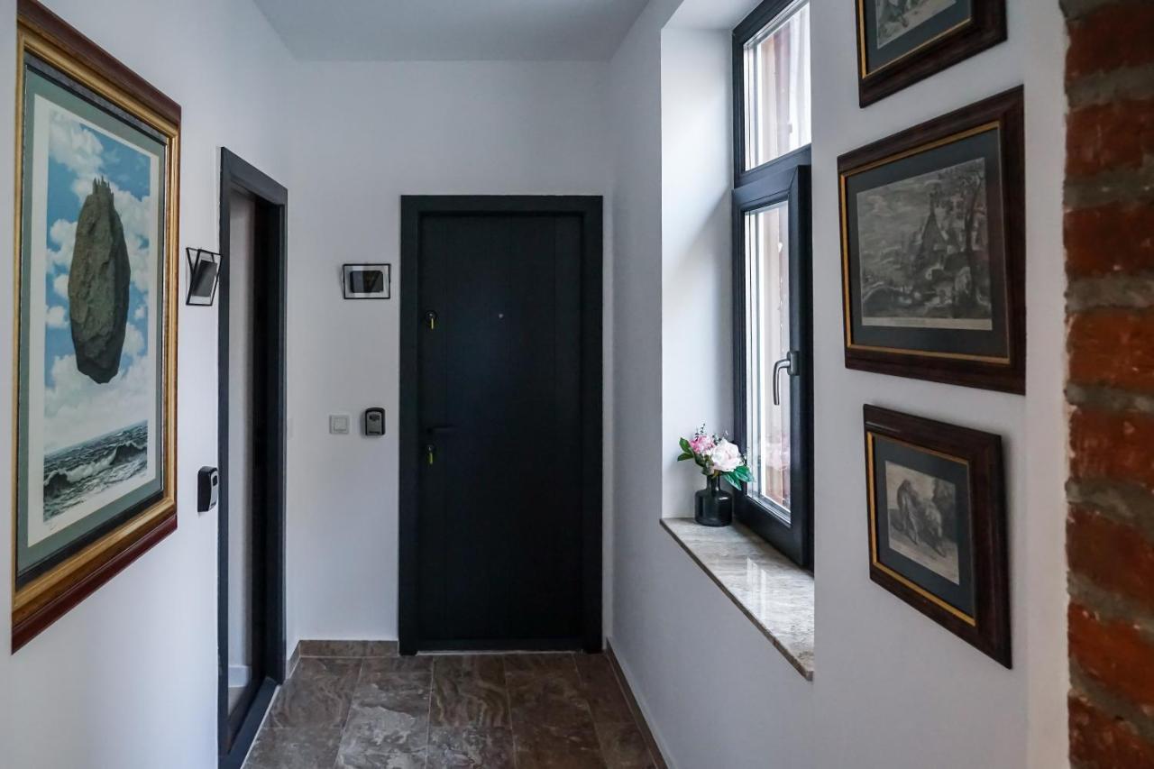 The Urban Oasis Apartamento Bucareste Exterior foto